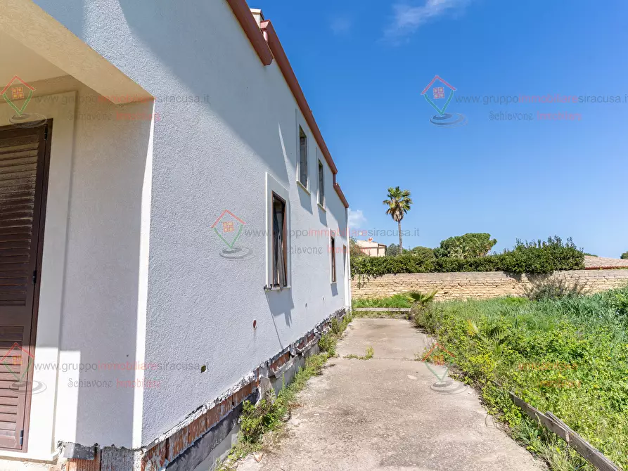 Immagine 5 di Casa bifamiliare in vendita  a Siracusa