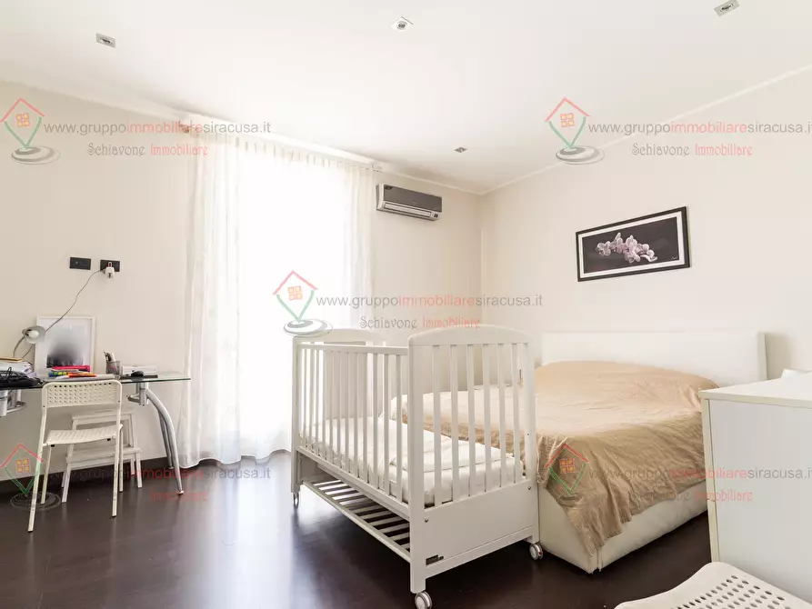 Immagine 12 di Trilocale in vendita  a Siracusa