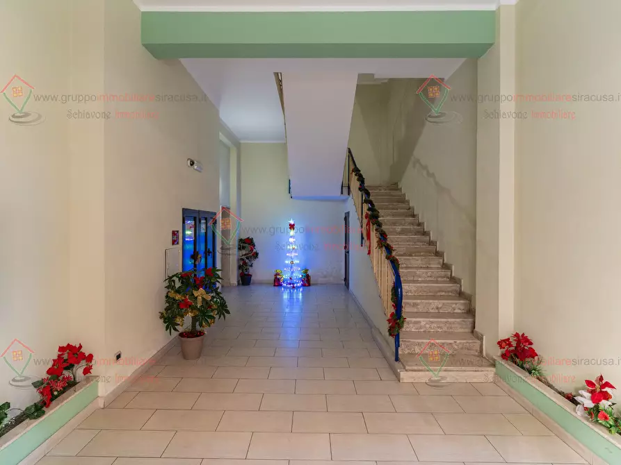 Immagine 1 di Pentalocale in vendita  a Siracusa