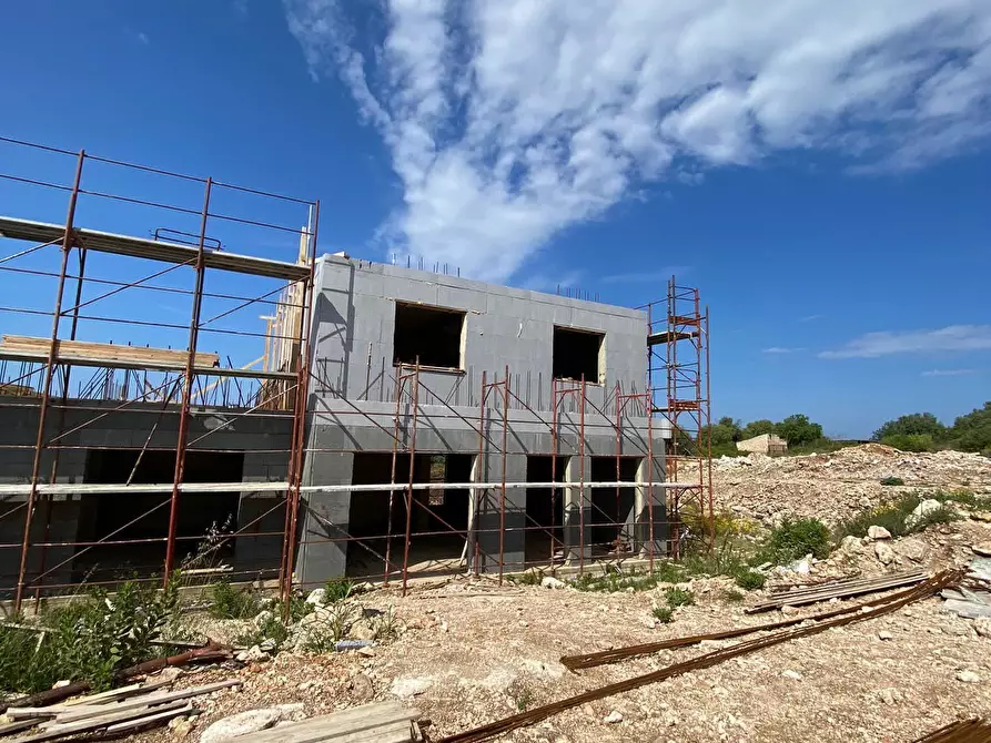 Immagine 44 di Casa bifamiliare in vendita  a Siracusa