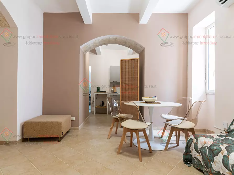 Immagine 7 di Trilocale in vendita  a Siracusa