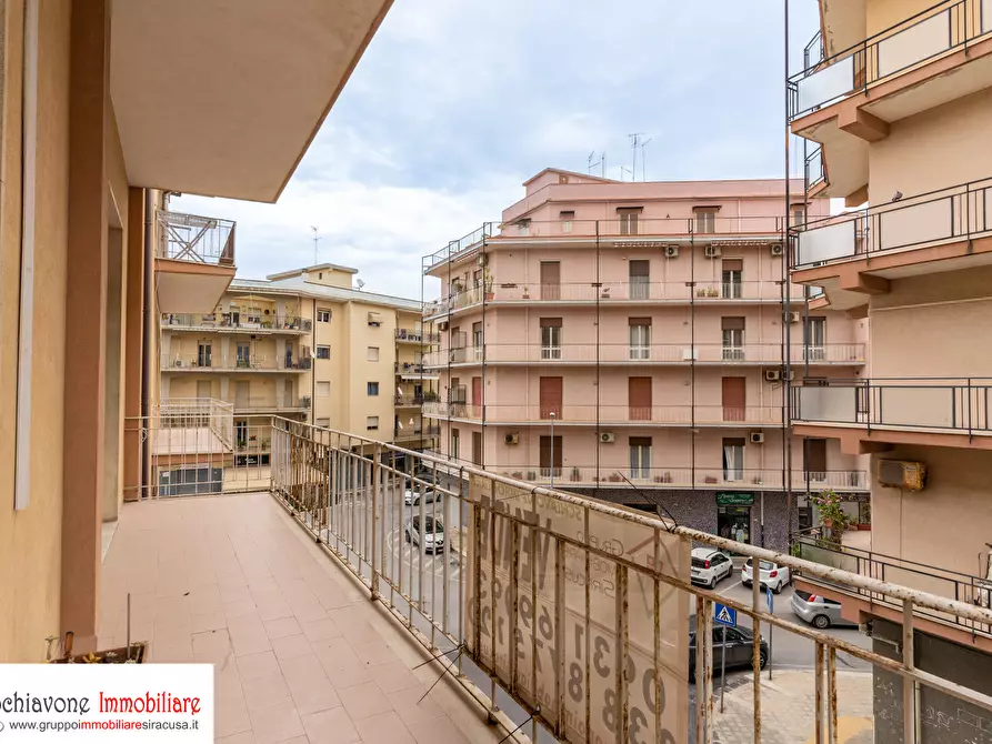 Immagine 25 di Pentalocale in vendita  a Siracusa