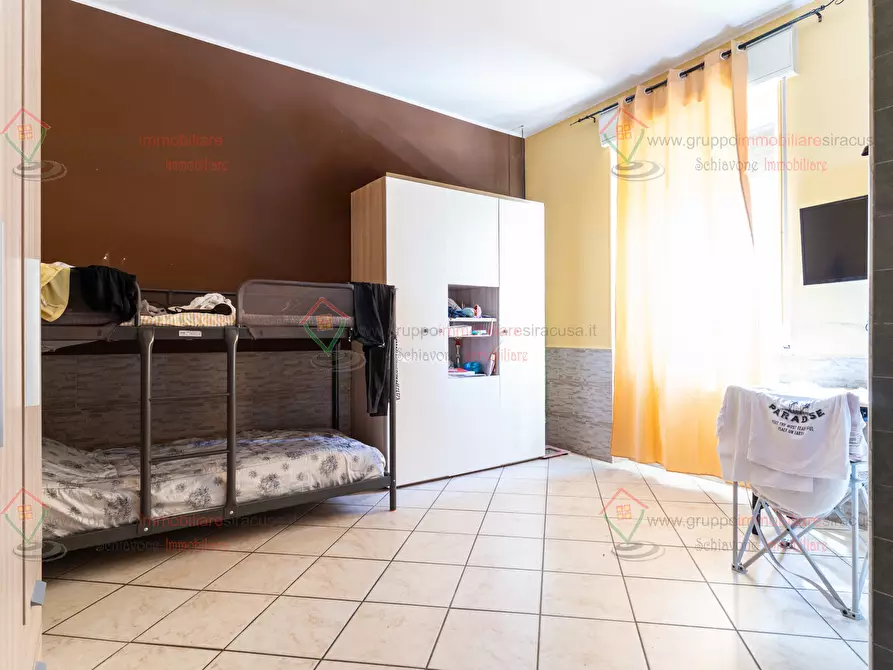 Immagine 13 di Quadrilocale in vendita  a Siracusa