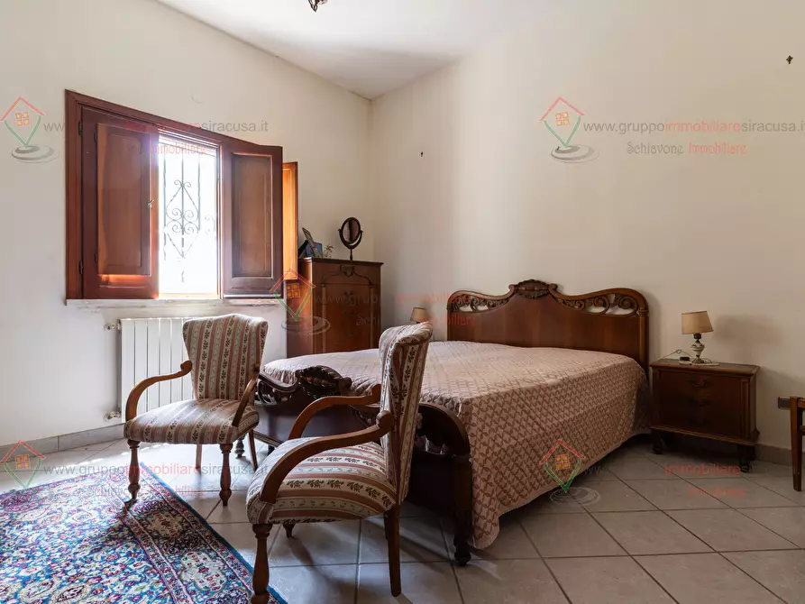 Immagine 19 di Villa in vendita  a Siracusa