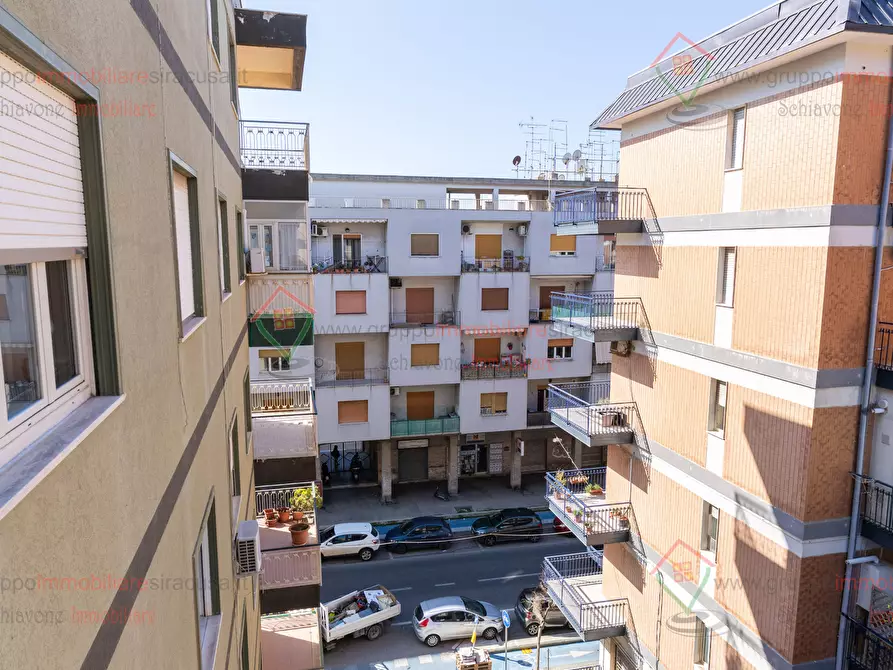 Immagine 19 di Pentalocale in vendita  a Siracusa