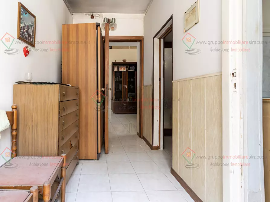 Immagine 2 di Casa indipendente in vendita  a Siracusa