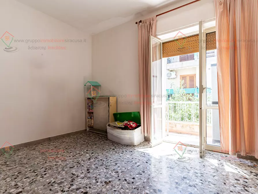 Immagine 5 di Appartamento in vendita  a Siracusa