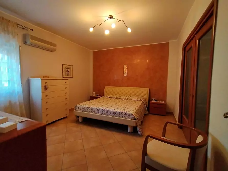 Immagine 11 di Quadrilocale in vendita  a Siracusa