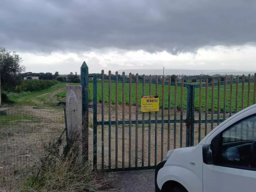 Immagine 7 di Terreno agricolo in vendita  a Siracusa