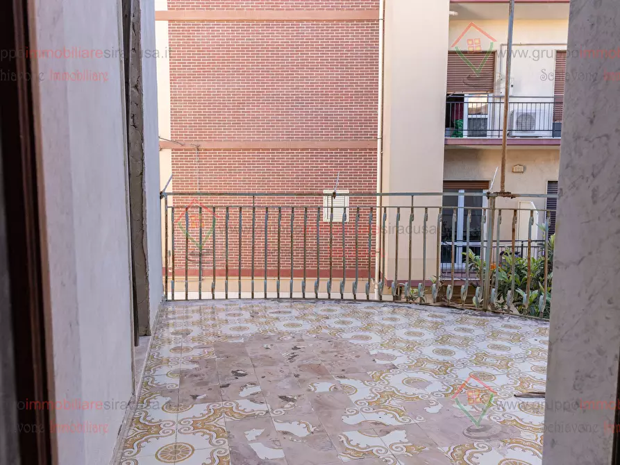 Immagine 26 di Pentalocale in vendita  a Siracusa