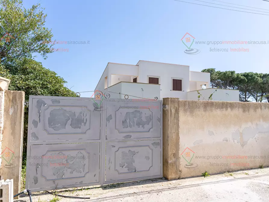 Immagine 29 di Casa bifamiliare in vendita  a Siracusa