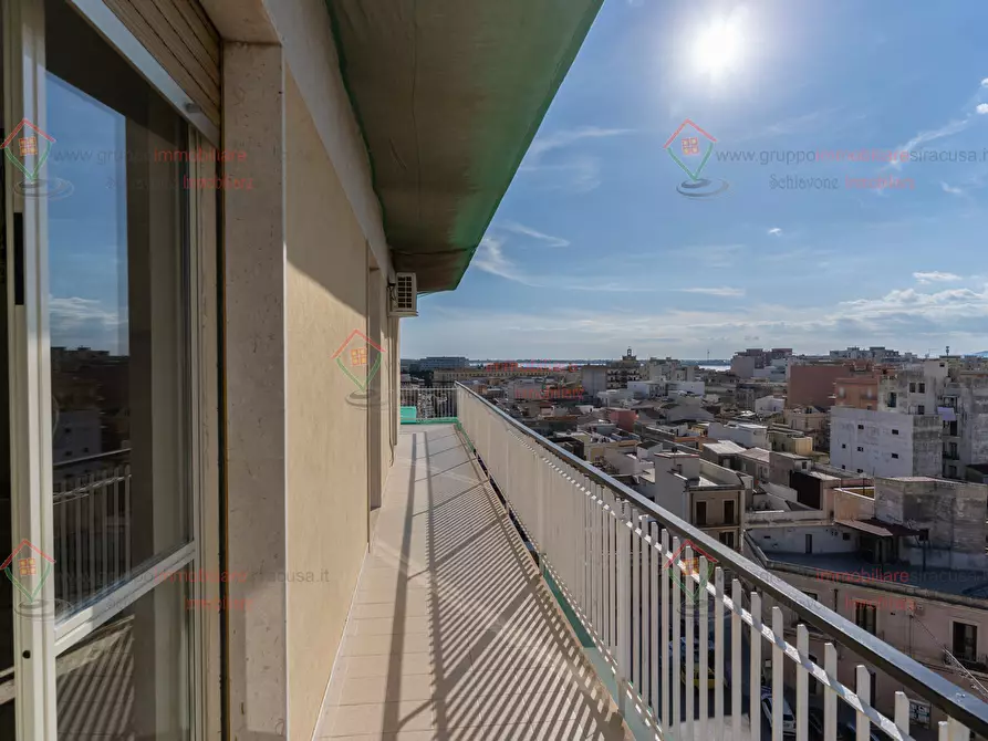 Immagine 15 di Appartamento in affitto  a Siracusa