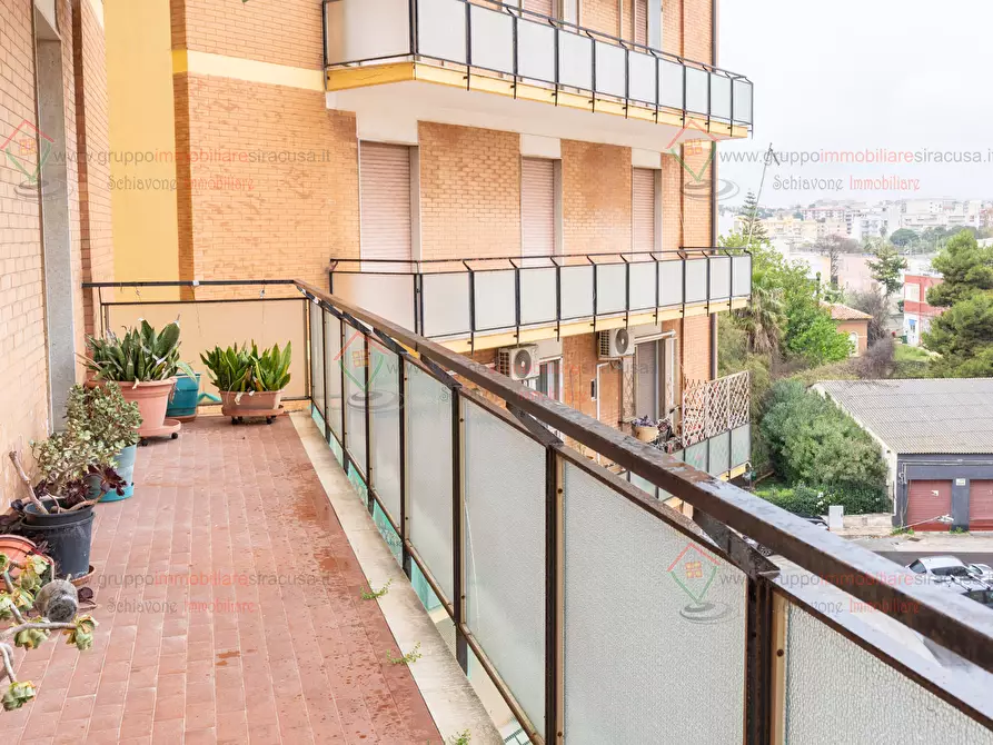 Immagine 1 di Pentalocale in vendita  a Siracusa