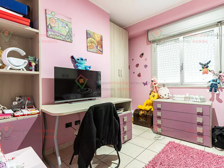 Immagine 9 di Quadrilocale in vendita  a Siracusa