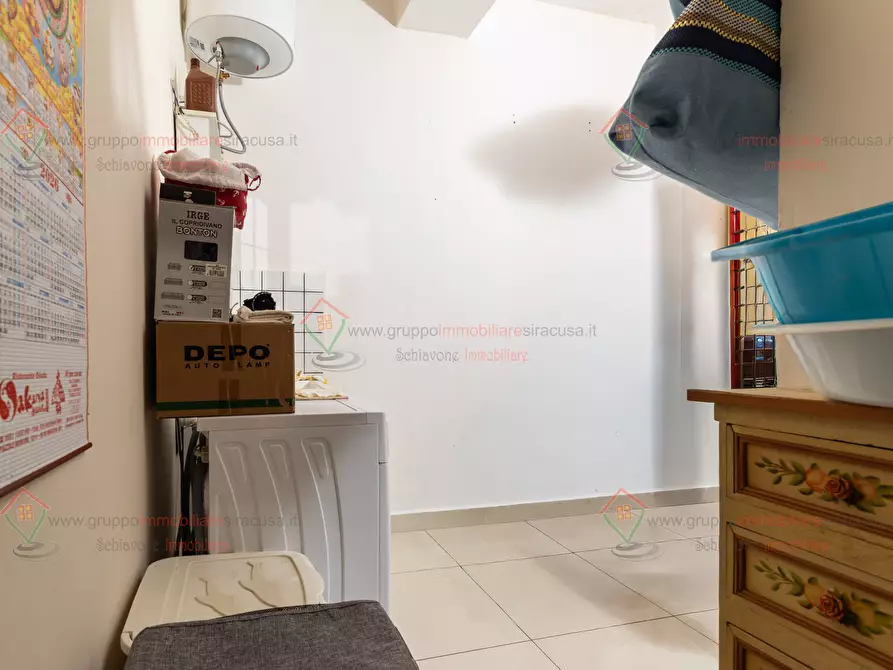 Immagine 10 di Trilocale in vendita  a Siracusa