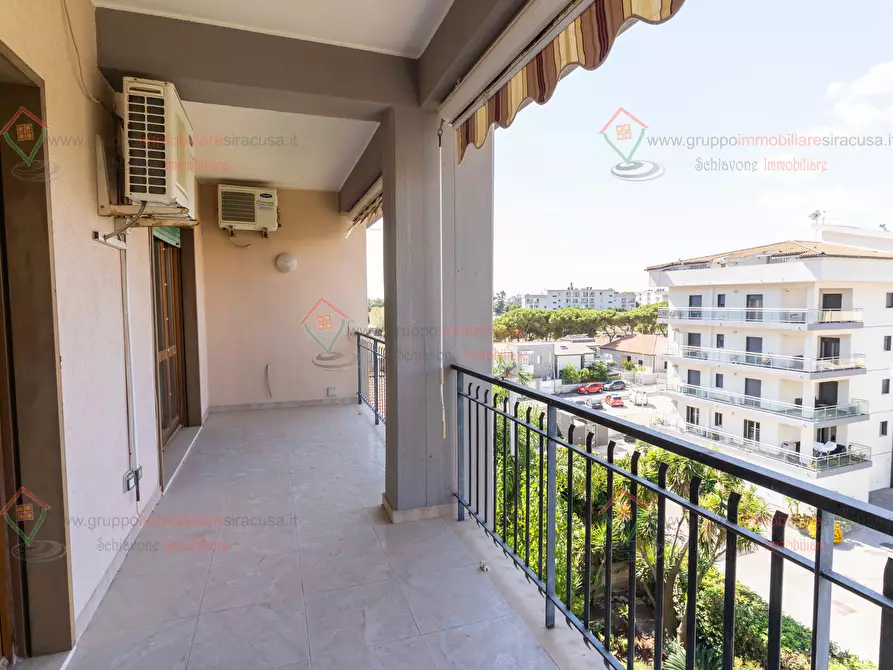 Immagine 28 di Pentalocale in vendita  a Siracusa
