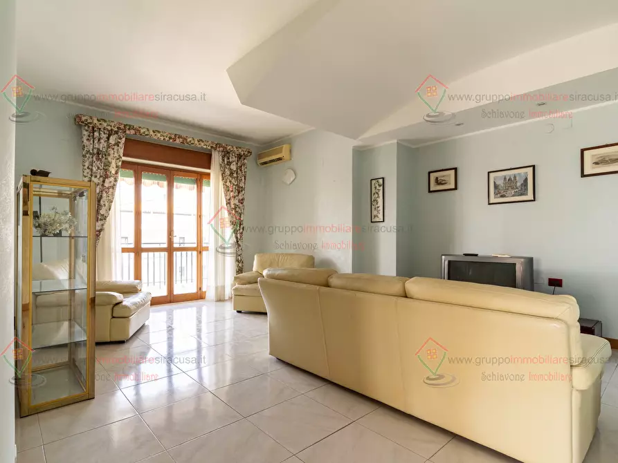 Immagine 10 di Pentalocale in vendita  a Siracusa