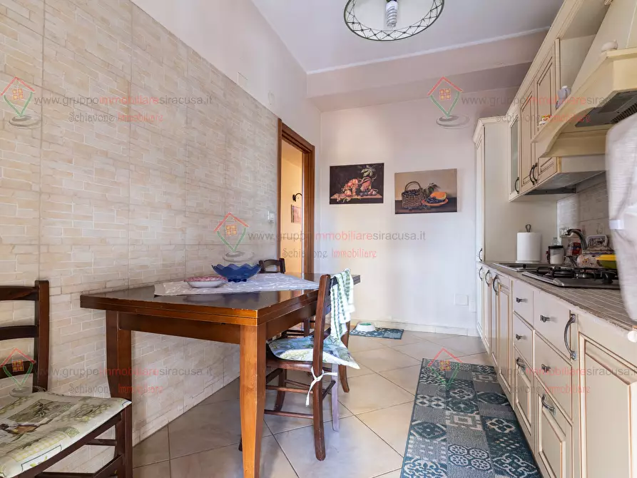 Immagine 18 di Pentalocale in vendita  a Siracusa