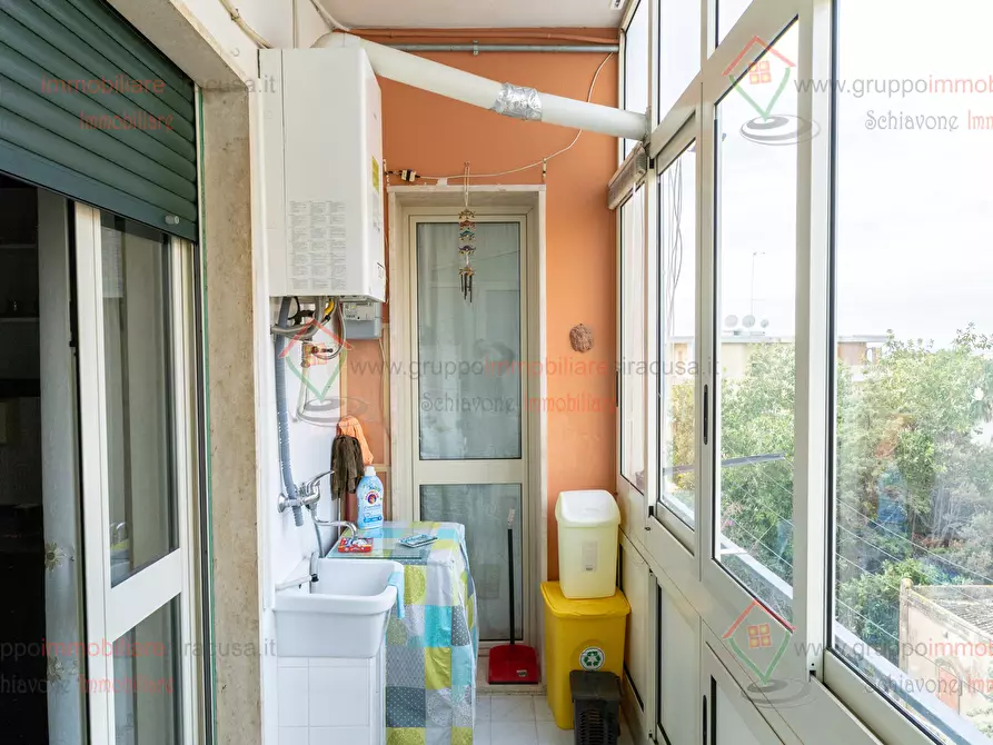 Immagine 21 di Trilocale in vendita  a Siracusa