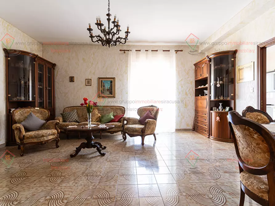 Immagine 9 di Quadrilocale in vendita  a Siracusa