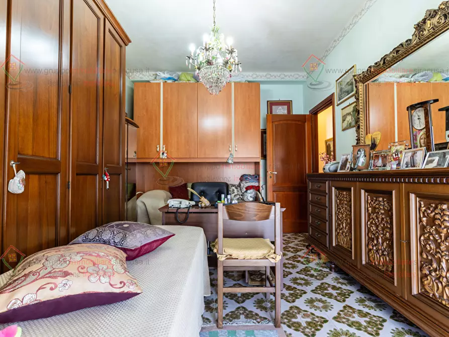 Immagine 10 di Pentalocale in vendita  a Siracusa