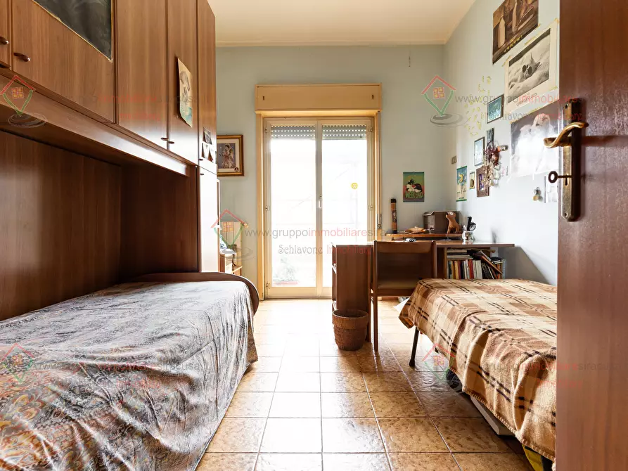 Immagine 14 di Quadrilocale in vendita  a Siracusa