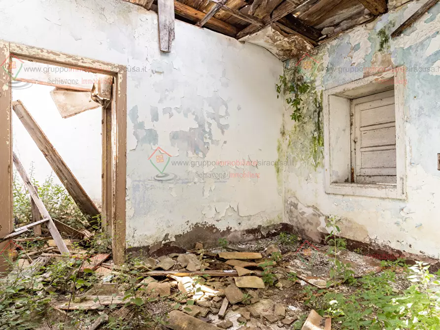 Immagine 12 di Rustico / casale in vendita  a Siracusa