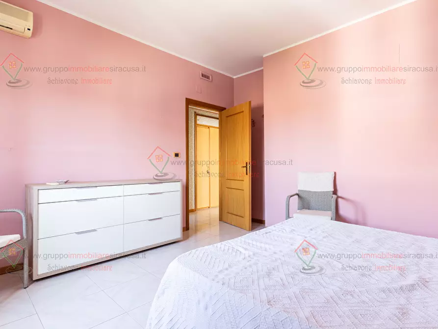 Immagine 16 di Pentalocale in vendita  a Siracusa