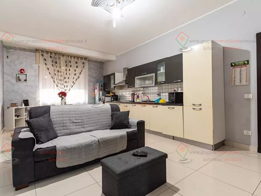 Immagine 1 di Trilocale in vendita  a Siracusa