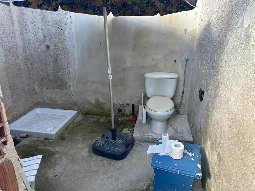 Immagine 6 di Attività artigianale in affitto  a Siracusa