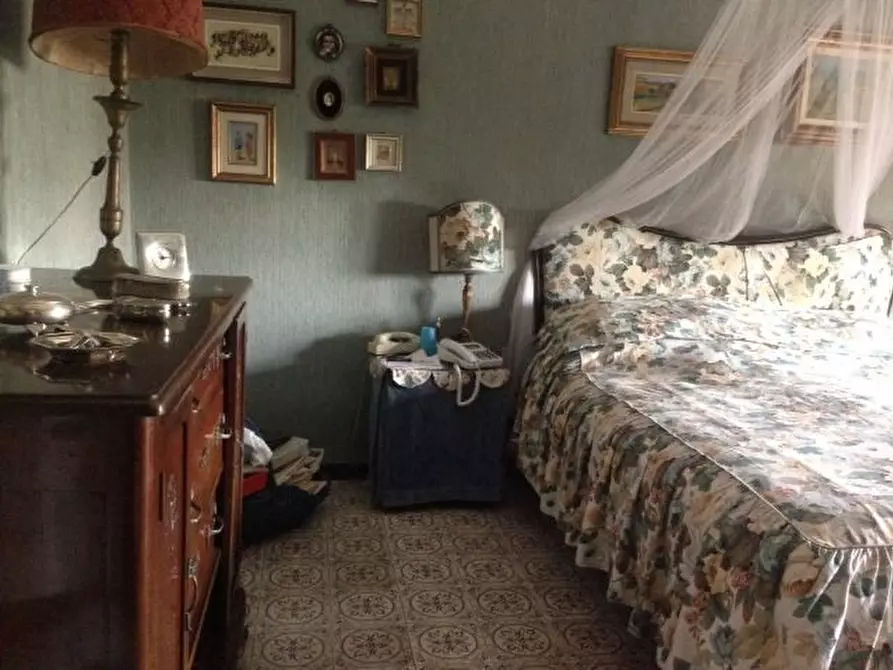 Immagine 16 di Casa semindipendente in vendita  a Livorno