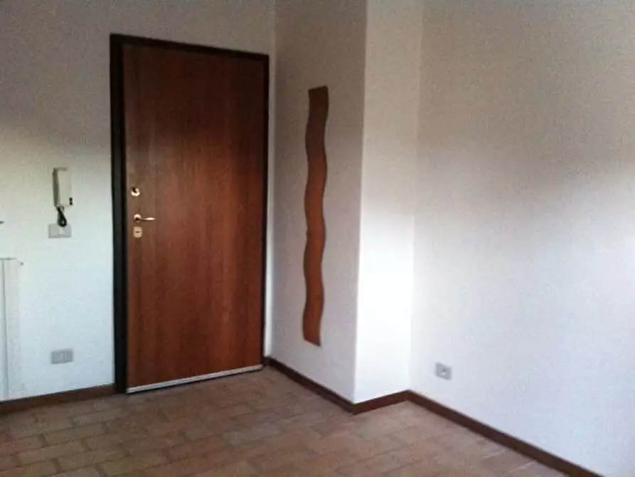 Immagine 19 di Bilocale in vendita  in via galileo galilei a Livorno