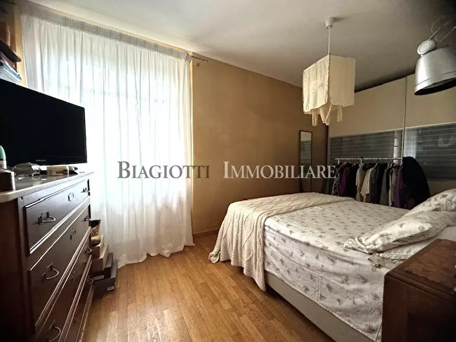 Immagine 19 di Trilocale in vendita  a Livorno
