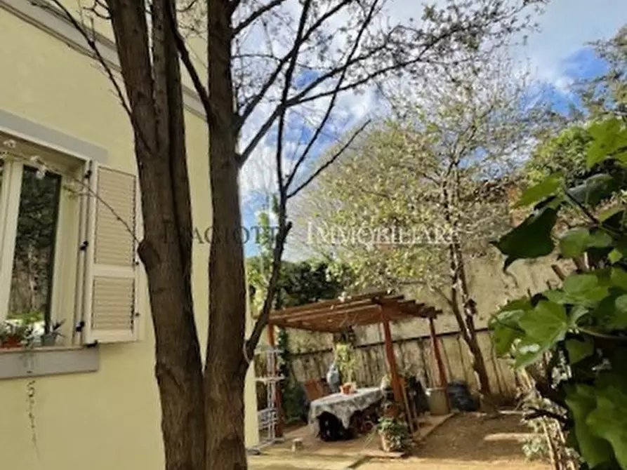 Immagine 2 di Casa semindipendente in vendita  a Livorno