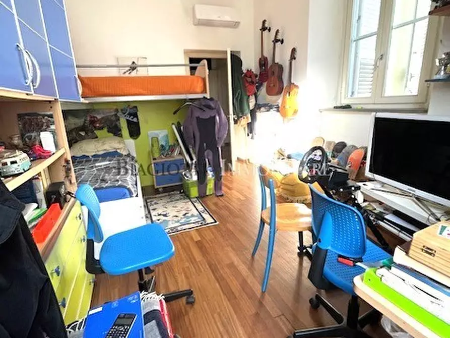 Immagine 28 di Casa semindipendente in vendita  a Livorno