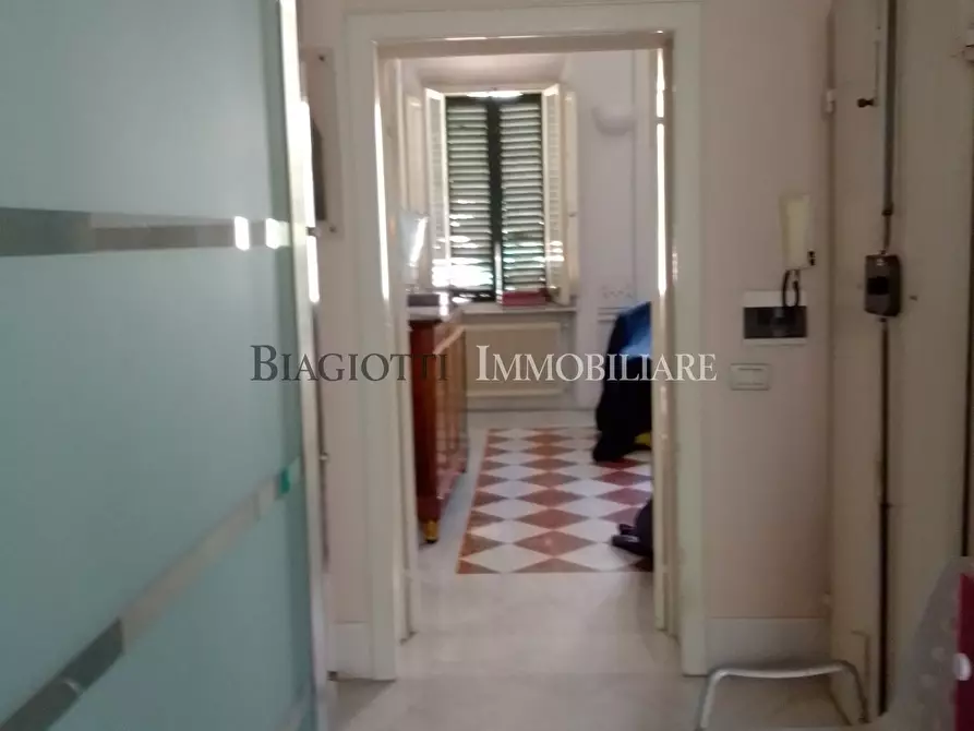 Immagine 11 di Trilocale in vendita  a Livorno