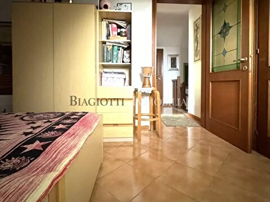 Immagine 30 di Trilocale in vendita  a Livorno