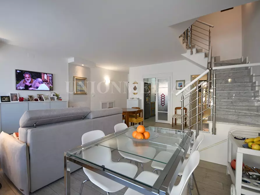 Immagine 26 di Casa semindipendente in vendita  in SP30 213 a Ameglia