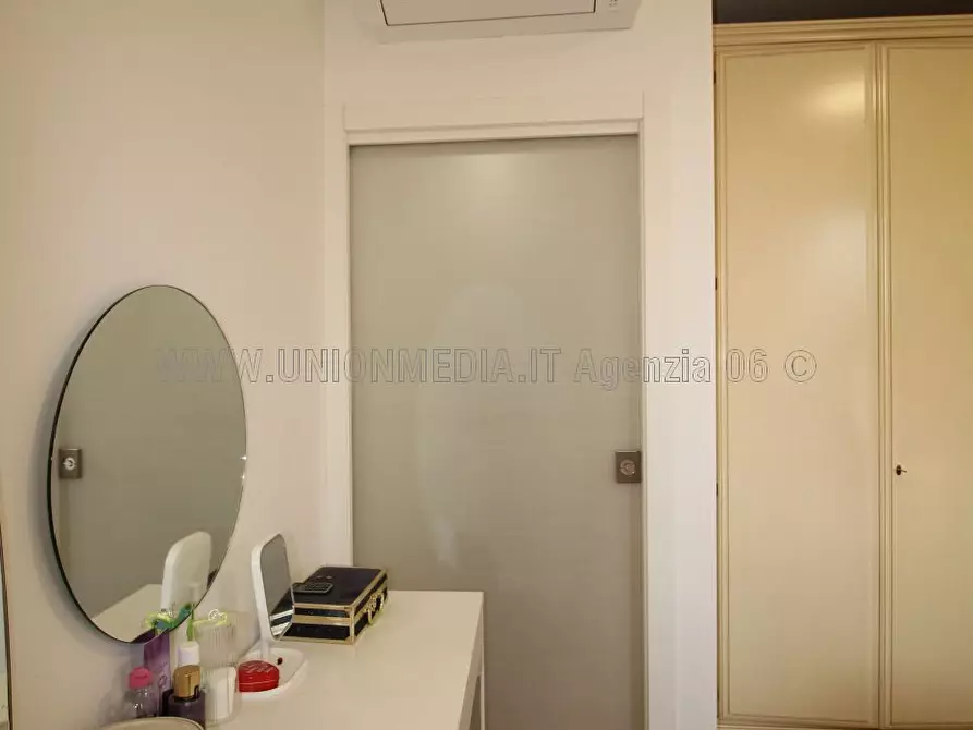 Immagine 14 di Appartamento in vendita  a Vezzano Ligure