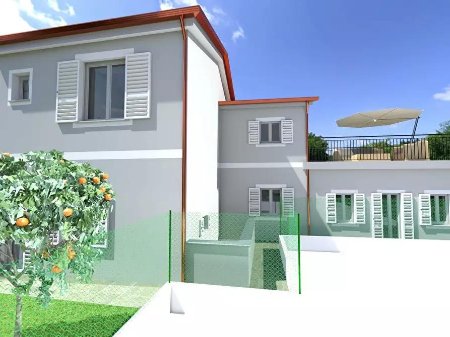 Immagine 43 di Casa semindipendente in vendita  in Viale Vittorio Alfieri 26 a Sarzana