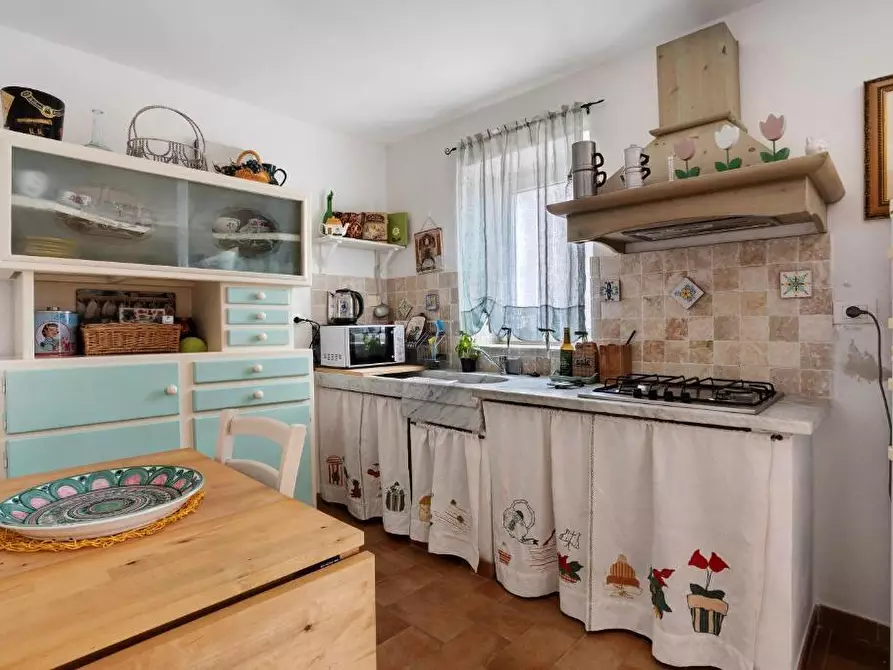 Immagine 1 di Casa semindipendente in affitto  a Sarzana