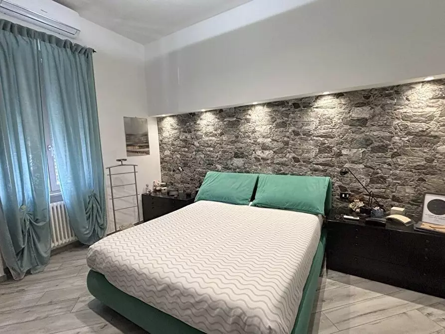 Immagine 13 di Casa bifamiliare in vendita  in Via Nave 4 a Sarzana