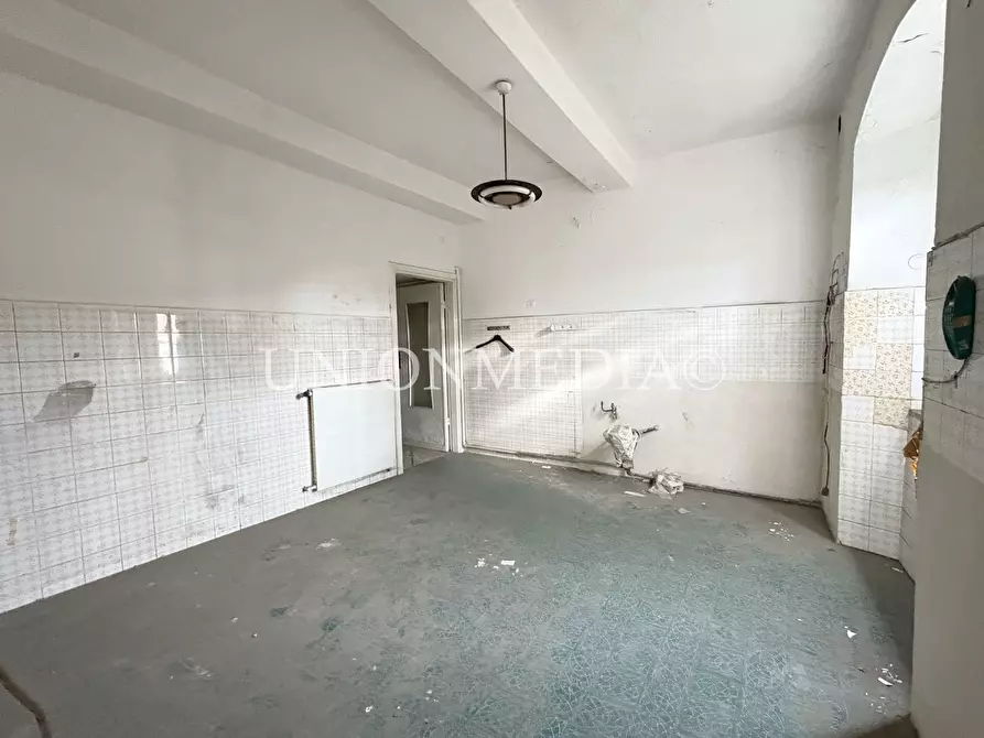 Immagine 1 di Appartamento in vendita  in Via Porta Parma 12 a Sarzana