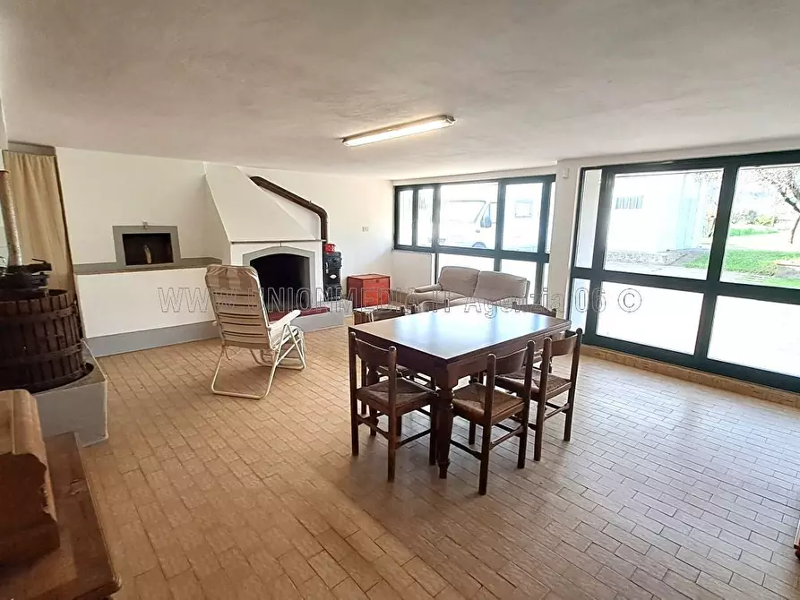 Immagine 5 di Casa indipendente in vendita  a Sarzana