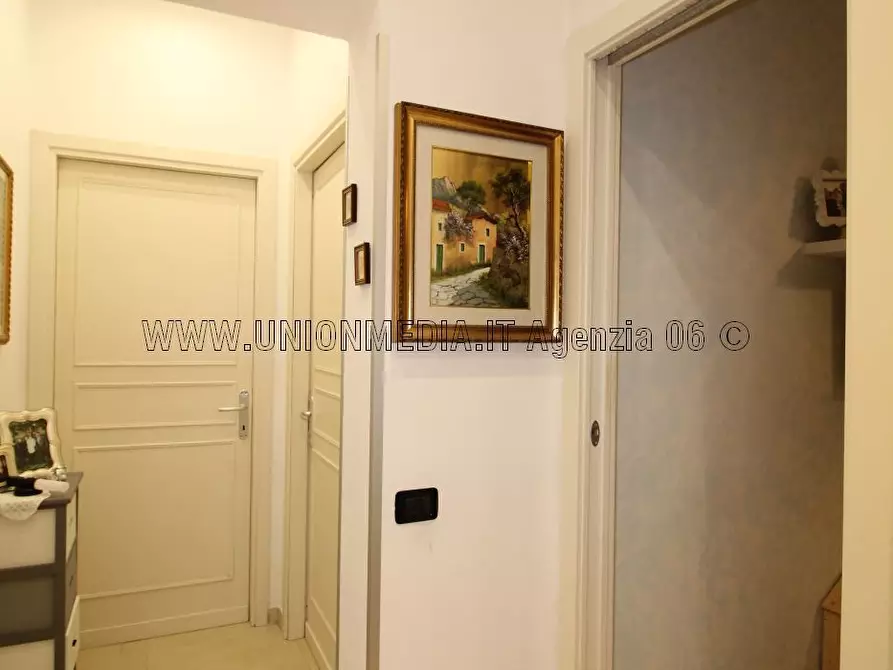 Immagine 7 di Appartamento in vendita  a Sarzana