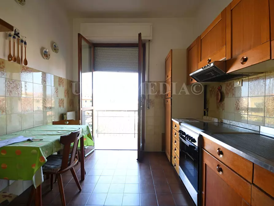 Immagine 4 di Appartamento in vendita  in Via Paolo Diana a Sarzana