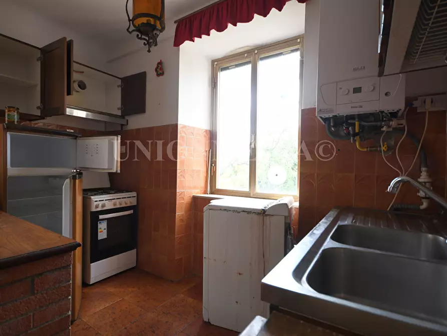 Immagine 4 di Appartamento in vendita  in Via Carignano a Fosdinovo