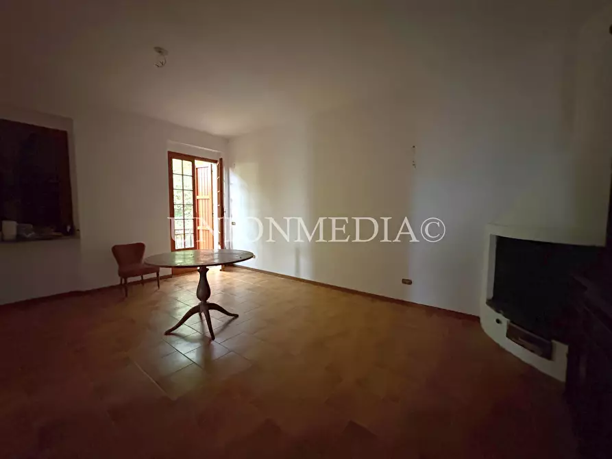 Immagine 18 di Casa bifamiliare in vendita  a Follo