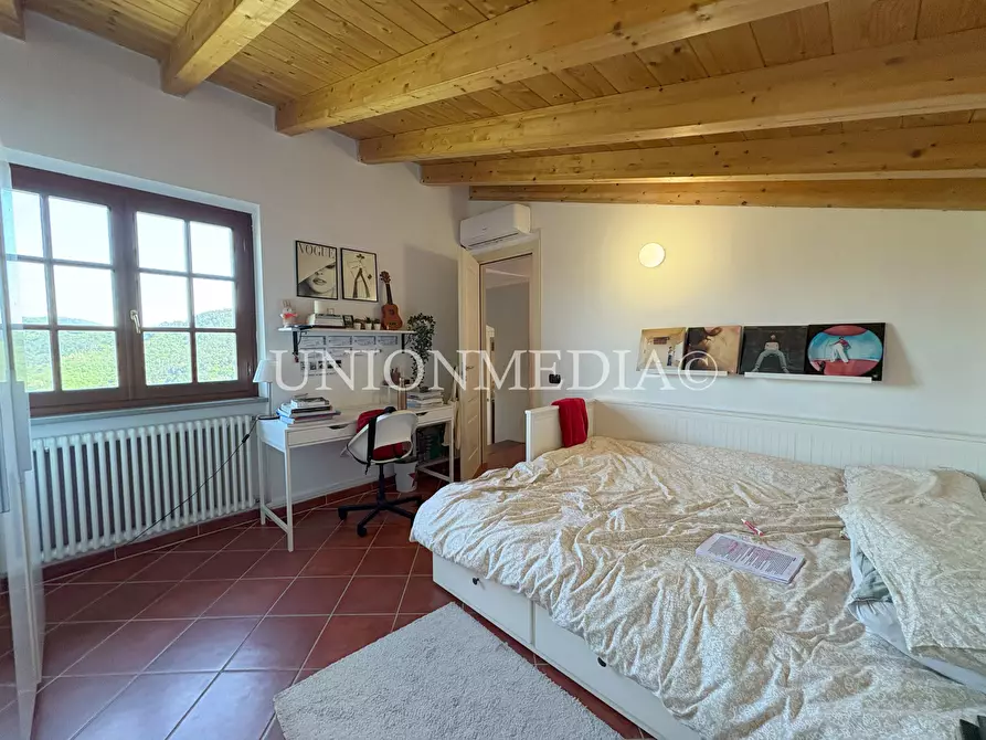 Immagine 21 di Villa in vendita  in Viale Vittorio Alfieri a Fosdinovo