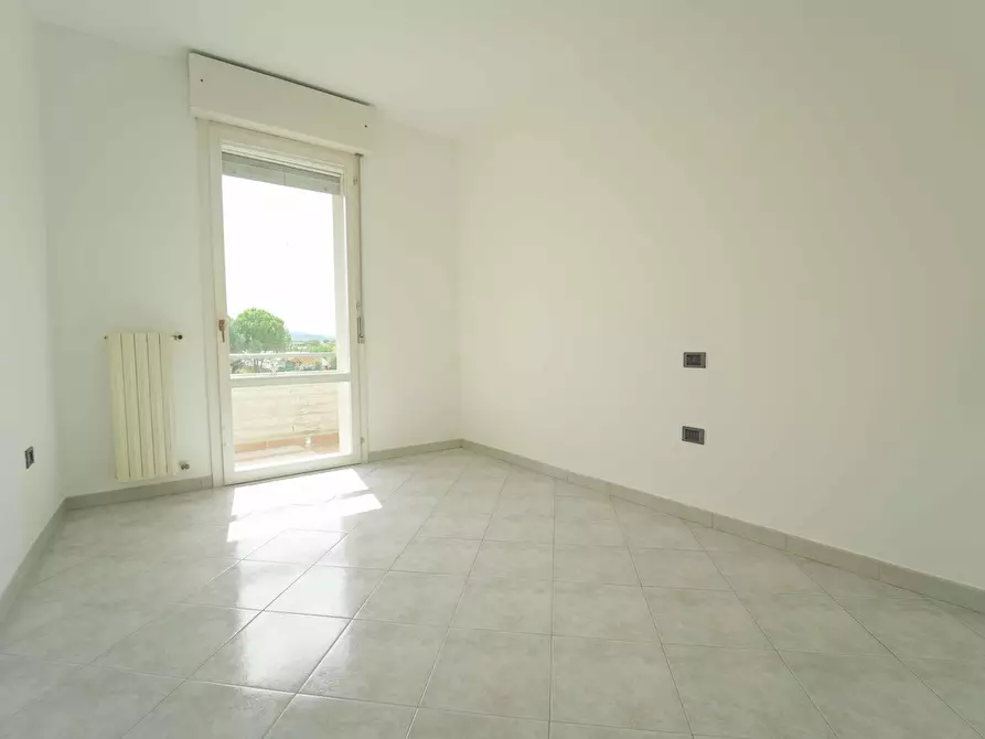 Immagine 15 di Quadrilocale in vendita  in Via Andrea Costa 133 a Santarcangelo Di Romagna